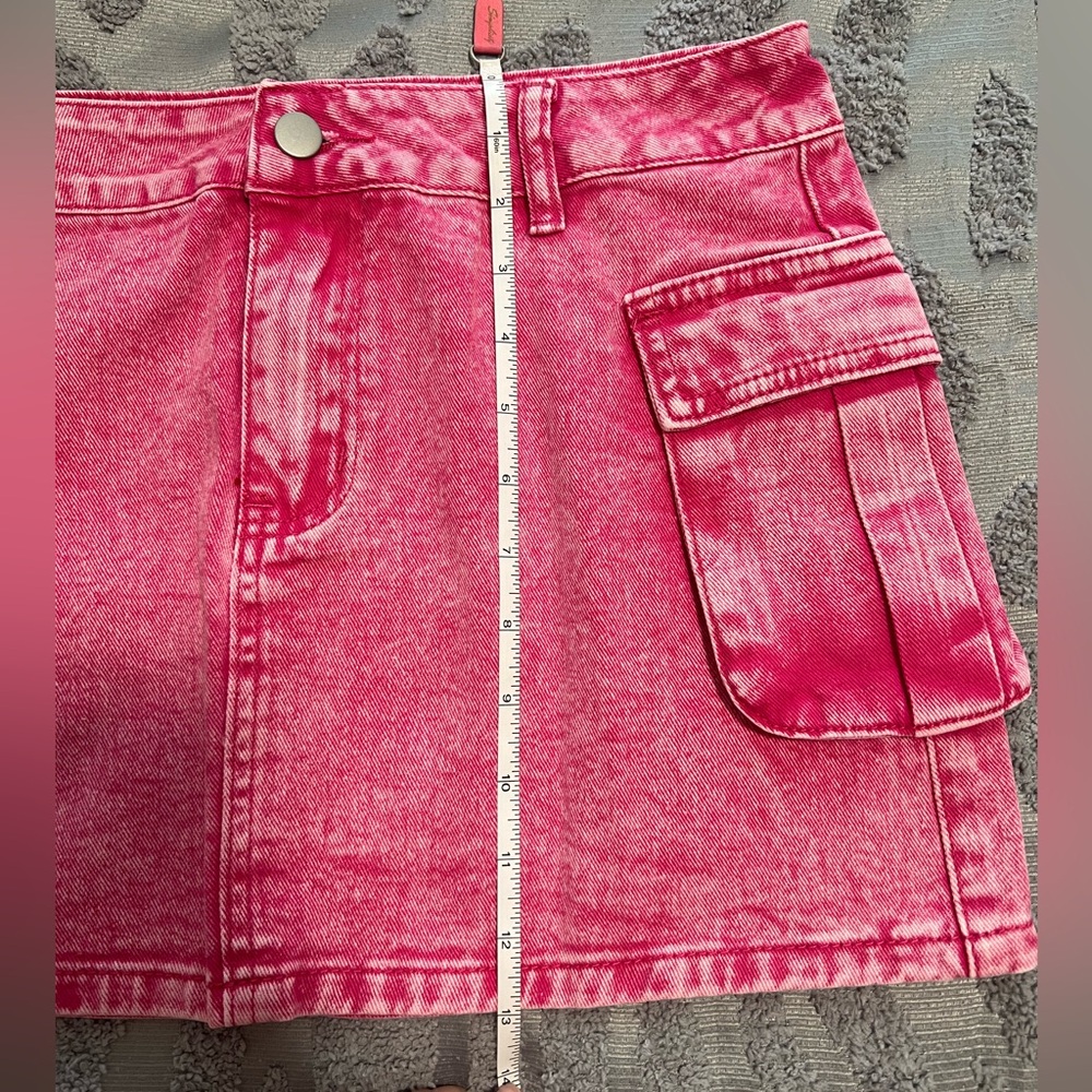 SHEIN Hot Pink Cargo Mini Skirt Women’s Size Medium - Picture 6 of 7